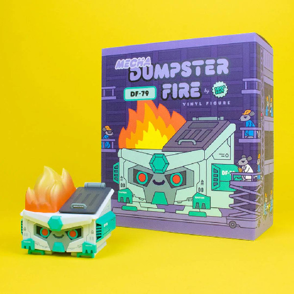 MECHA DUMPSTER FIRE VINYL FIGURE DF-079